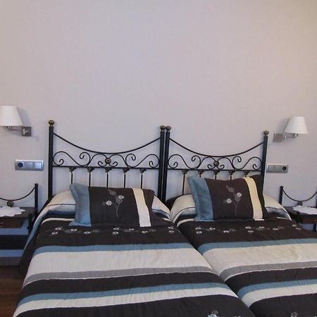 Apartamentos Rurales Casa Baltasar Monasterio De Hermo Eksteriør billede